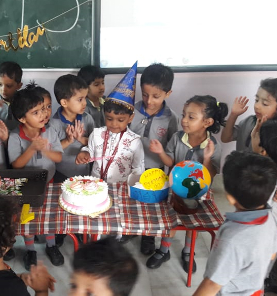 best play school in academics